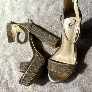 WINSDOR heels rose gold